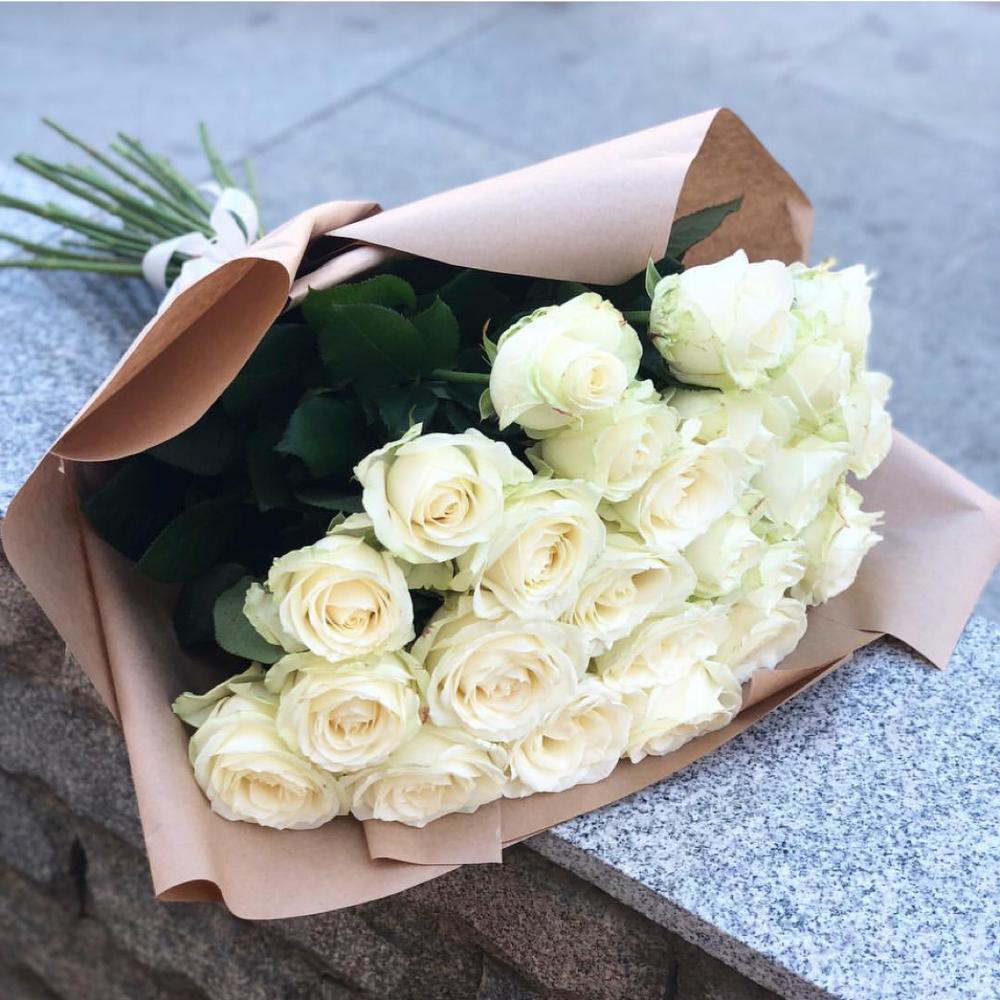 Букет Белые розы Анастасия в Абраме-Тюбе