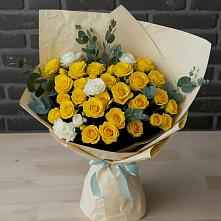 Букет цветов из:  Розы в Абраме-Тюбе