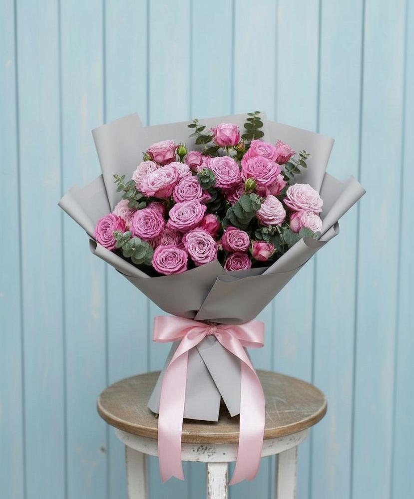 Букет цветов из: Розы в Абраме-Тюбе