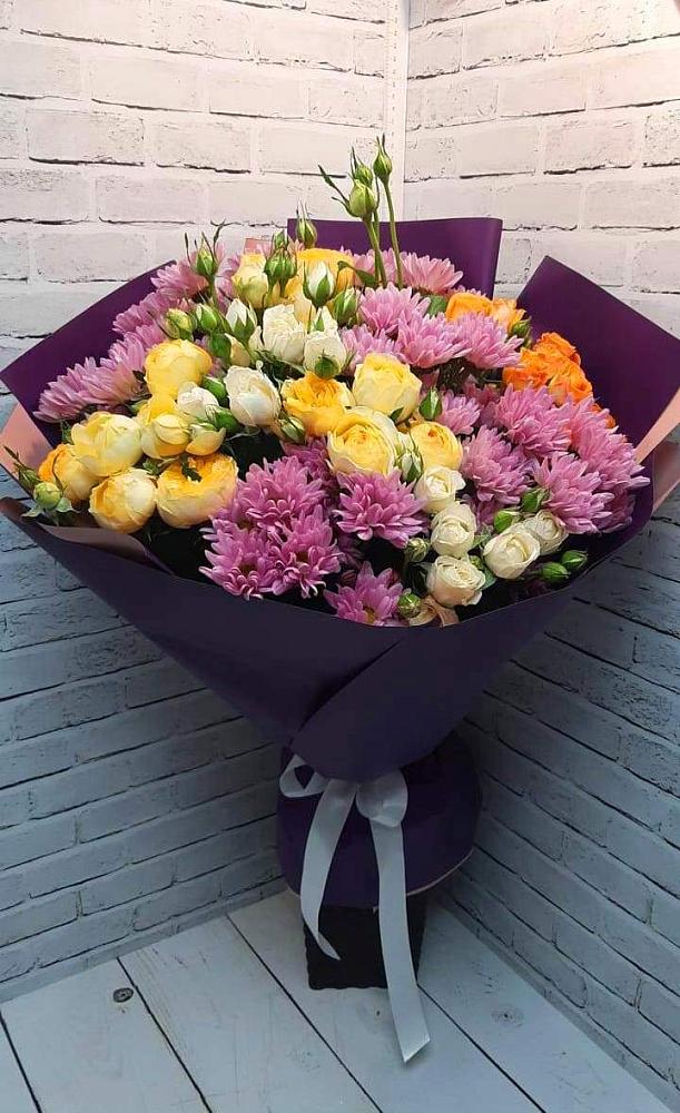 Букет цветов из: Хризантемы и Розы в Абраме-Тюбе