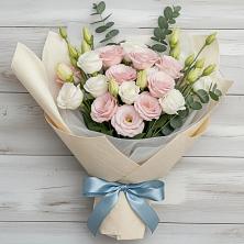 Букет цветов из:  Лизиантусы в Абраме-Тюбе