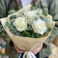 Букет цветов из:  Розы в Абраме-Тюбе