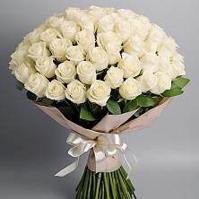 Букет 101 беля роза Белоснежка в Абраме-Тюбе