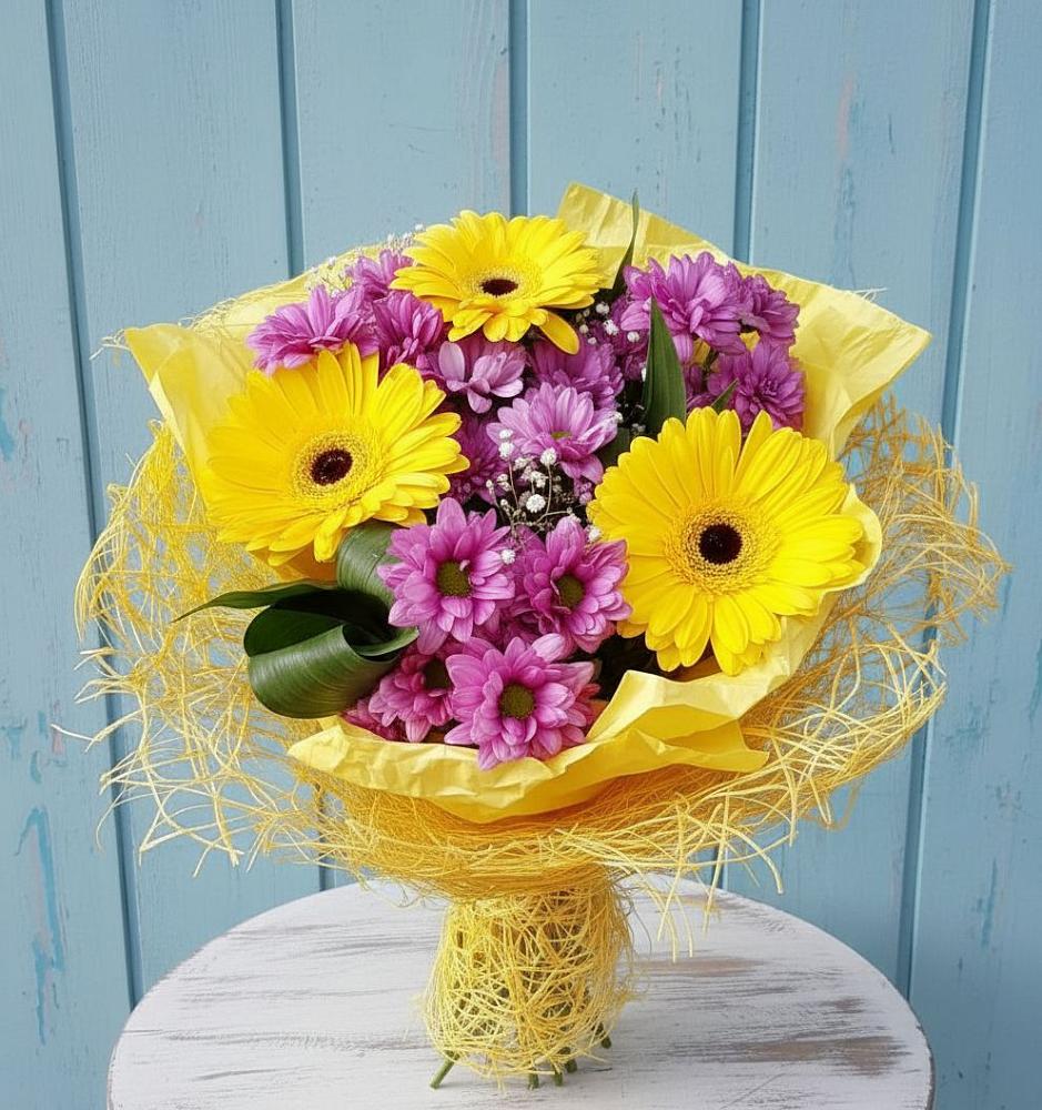 Букет цветов из: Хризантемы и Герберы в Абраме-Тюбе