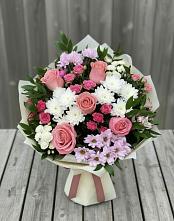 Букет цветов из:  Альстромерии, Гвоздики, Розы и Хризантемы в Абраме-Тюбе