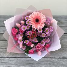 Букет цветов из:  Розы, Герберы и Хризантемы в Абраме-Тюбе