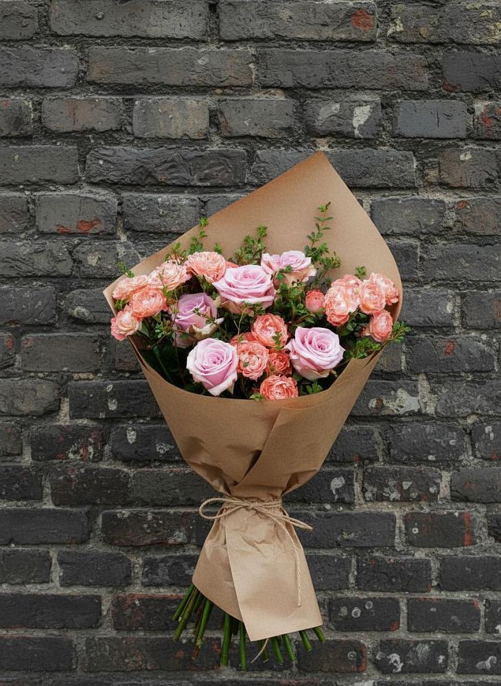 Букет цветов из: Розы в Абраме-Тюбе