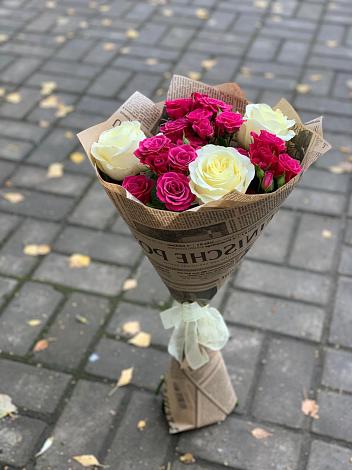 Букет цветов из: Розы в Абраме-Тюбе