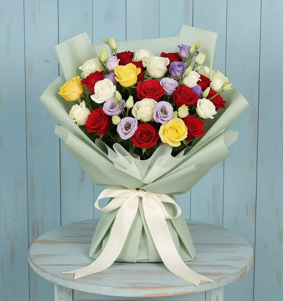 Букет цветов из: Розы в Абраме-Тюбе