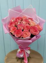 Букет 15 Розовых роз Равель в Абраме-Тюбе