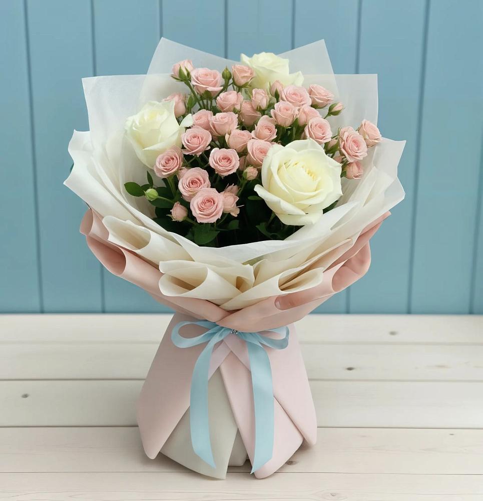 Букет цветов из: Розы в Абраме-Тюбе