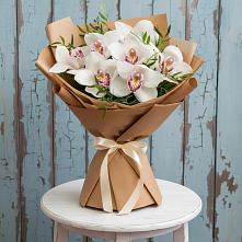 Букет цветов из:  Орхидеи и Розы #REPLACE_PRED# Абраме-Тюбе