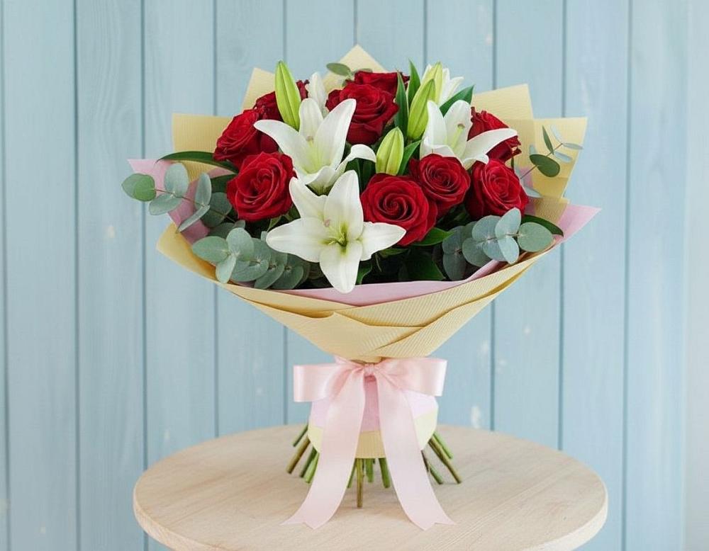 Букет цветов из: Лилии и Розы в Абраме-Тюбе